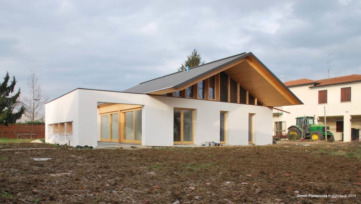 finitions - SCL Maison isolée paille par Jimmi Pianezzola Architetto - Italie