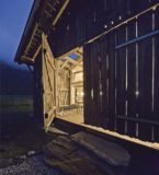 entrée de nuit - Maison Moser par architectes Madritsch et Pfurtscheller - Autriche