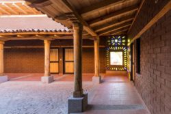 Allées extérieures - Kumanchikua-House par Moro-Taller-Arquitectura - Tarecuato - Mexique