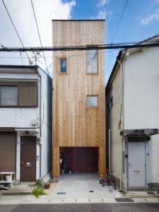 Façade principale- tiny-house par Fujiwaramuro-Architects - Kobe - Japon