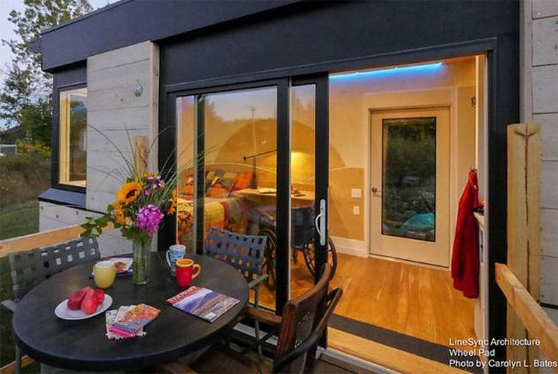 Petit terrasse salon design - Weel-Pad par LineSync Architecture - Vermont, USA