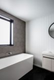 salle de bains - ferndale-home par ADarchitecture - Nouvelle-Zelande