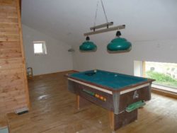 étage avec salle de billard - auto-construction maison paille Greb - Auvergne - France