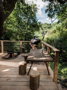 Terrasse en hauteur - Woodman-Treehouse par Mallinson-BEaM-studio - Angleterre