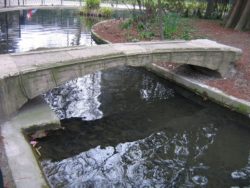pont du jardin des plantes à Grenoble - premier ouvrage réalisé par Vicat en béton coulé