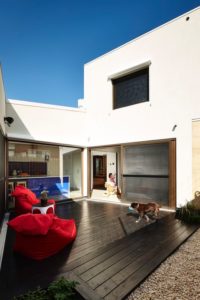 Terrasse salon design - Hemp House par Steffen Welsch - Melbourne, Australie © Rhiannon Slatter