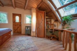 chambre et bureau - Cob cottage par Cobworks - Canada