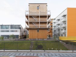 côté jardin - The-Wooden Box-House par SPRIDD architecs- Suède ©MikaelOlsson