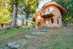 façade - Cob cottage par Cobworks - Canada