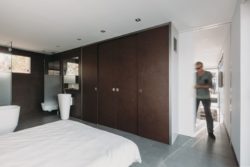 Chambre principale - Haarlem-Shuffle par vanOmmeren-architecten - Haarlem, Pays-Bas © Eva Bloem