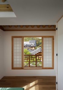 Fenêtre coulissante - Su-o-jae par studio-GAON - Jingwan-dong, Coree du Sud © Youngchae Park