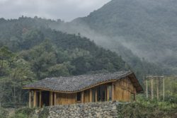 Maison d'hôtes - Springstream-House par WEI architects - Fuding, Chine © Weiqi Jin