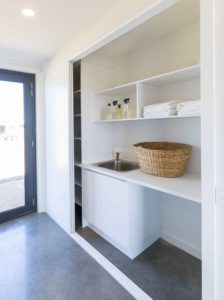 Armoire rangement salle de bains - Core 9 par Beaumont Concepts - Cape Paterson, Australie © Warren Reed