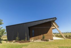 Façade bois et jardin - Core 9 par Beaumont Concepts - Cape Paterson, Australie © Warren Reed