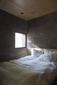 Chambre - Casa-Caldera par DUST - Texas, USA © Cade Hayes