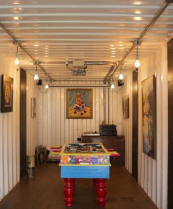 Mini salle de jeu - container-house par Daniel Moreno Flores - Guayaquil, Equateur © Federico Cairoli