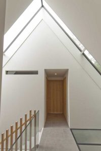 Balustrade en verre escalier et couloir étage - House-Fairy-Tale par Tijmen-Versluis - Voorschoten, Pays-Bas