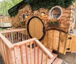 Façade terrasse - Hobbit-Tiny-House - Colorado, USA © Weecasa