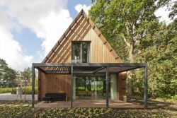 Façade terrasse et jardin - House-Fairy-Tale par Tijmen-Versluis - Voorschoten, Pays-Bas