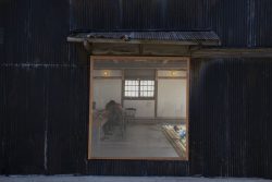 Mini ouverture - Deguchishoten par kurosawa kawara-ten - Ohara Isumi Chiba, Japon © Ryosuke Sato