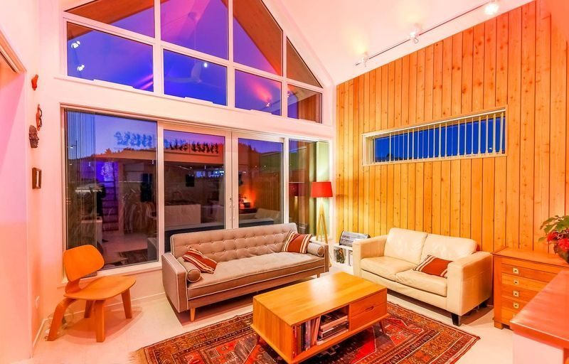 Salon spacieux illuminé - Tiny-house-concept - Nouvelle-Zelande, Wanaca © Living Big