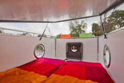 Double couchettes - Houseboat par Nautilus - Berlin, Allemagne © Nautilus