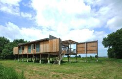 Façade arrière - Glass-Cabin par atelierRISTING - Fairbank, USA © Steven