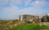 Vue site - Beachfront-Containers par David - Lisbonne, Portugal © glampinghub