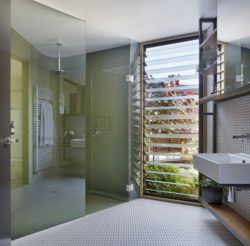 Salle de bains - Annexe par Bent - Australie © notapaperhouse