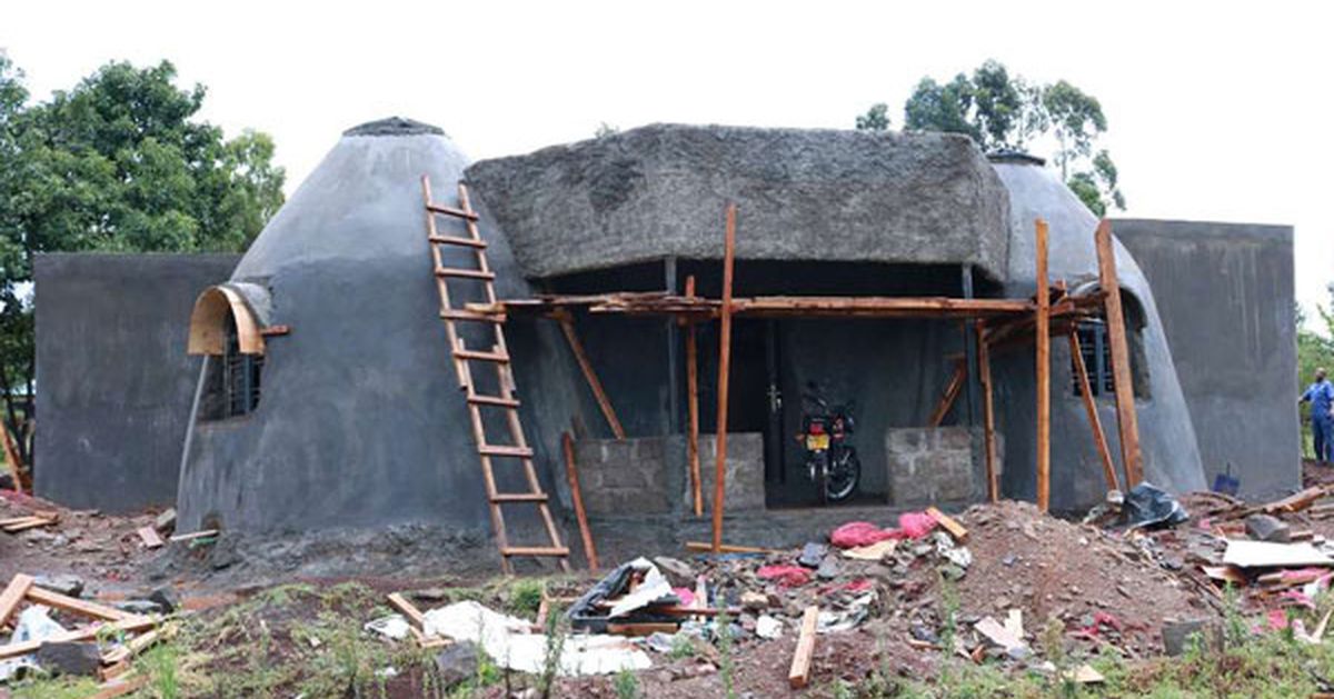 Une - Earthbag House par Francis Gichuhi - Kericho, Kenya