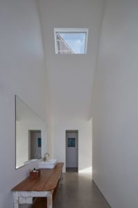 Lavabo - Hatley-House par Pelletier-Fontenay - Hatley, Canada © James Brittain