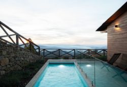 Piscine - Country-House par Rui Filipe Veloso - Cinfaes, Portugal © Jose Campos