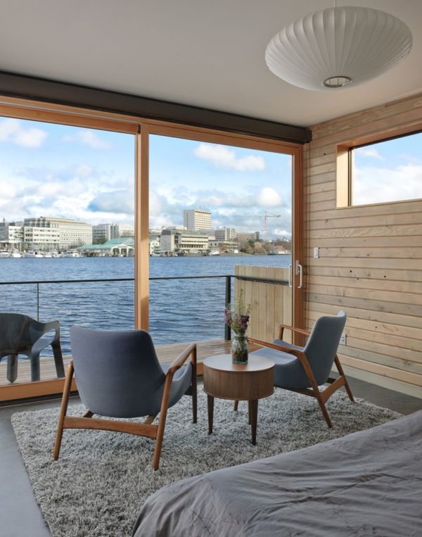 Chambre et vue baie Seattle - Floating-home par Ninebark Design - Seattle, USA © Aaron Leitz