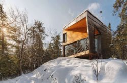 Façade principale - Cabin-Rock par I-Kanda-Architects - New Hampshire- USA © Matt Delphenich