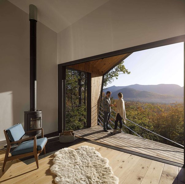 Façade terrasse et vue panoramique nature - Cabin-Rock par I-Kanda-Architects - New Hampshire- USA © Matt Delphenich