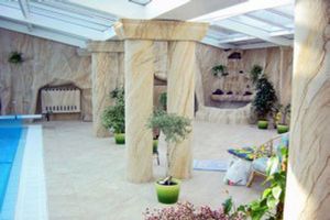 Jadestone Pilier