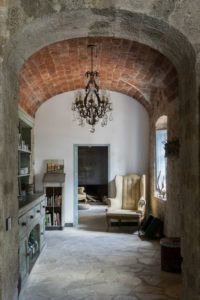 16- Catalan-Farmhouse par Ana Engelhorn Interior Design - Catalogne, Espagne © Hector Jensen Pie