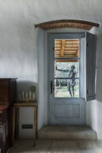 17- Catalan-Farmhouse par Ana Engelhorn Interior Design - Catalogne, Espagne © Hector Jensen Pie