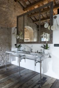 20-Catalan-Farmhouse par Ana Engelhorn Interior Design - Catalogne, Espagne © Hector Jensen Pie