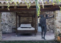 27-Catalan-Farmhouse par Ana Engelhorn Interior Design - Catalogne, Espagne © Hector Jensen Pie