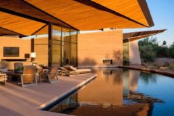 14- Rammed-Earth-Home par Kendle-Design-Collaborative - Arizona, USA © Alexander Vertikoff