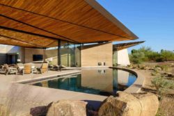 22- Rammed-Earth-Home par Kendle-Design-Collaborative - Arizona, USA © Alexander Vertikoff