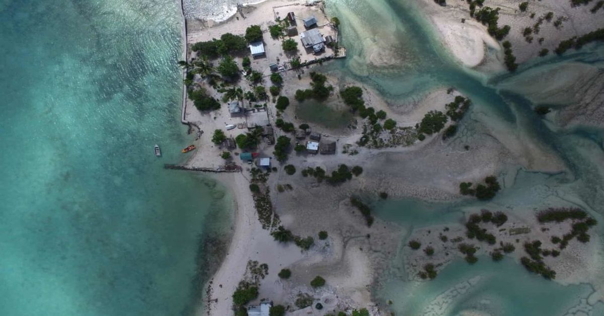 Une-Floating-Villages par Marcin Kitala - © Kiribati Mike Bowers