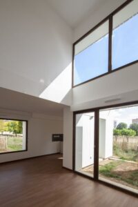 13 Maisons bois paille par NZI architectes - Nogent le Rotrou (FRr-28) © Juan Sepulveda Grazioli