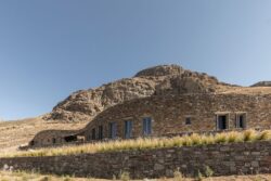 4-Xerolithi-House-Sinas-Architects-SERIFOS-Grece-credits-photos-Yiorgos-Kordakis