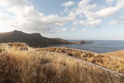 9-Xerolithi-House-Sinas-Architects-SERIFOS-Grece-credits-photos-Yiorgos-Kordakis