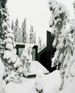 4-Cabin-Vindheim-Vardehaugen-credits-photos-Architekturfotograf-Rasmus-Norlander