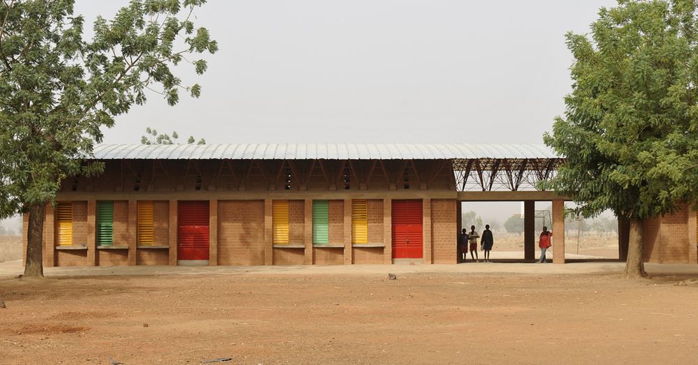 Une-Gando-Primary-School-Kere-Architecture-Gando-Burkina-Faso-credits-photos-Erik-Jan-Ouwerkerk