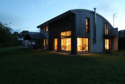 Maison bioclimatique par Patrice Bideau - Pluvigner - Morbihan - France - Crédit photo - Istin