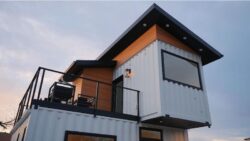 4-Tiny-Home-Containers-Lincoln-Etats-Unis-credits-photos-contemporist